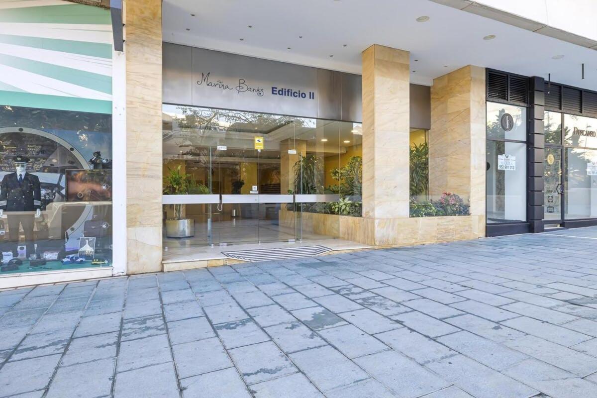 Puerto Banus Con Parking & Piscina. Apartament Marbella